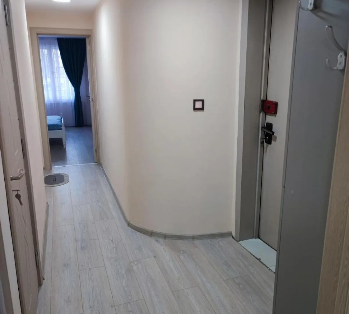 Апартамент Деси Burgas City
